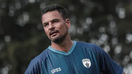 Carlos Pena latih Persita BRI Super League 2025