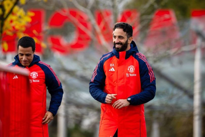 Ruben Amorim saat pimpin latihan Manchester United dalam bursa transfer 2025